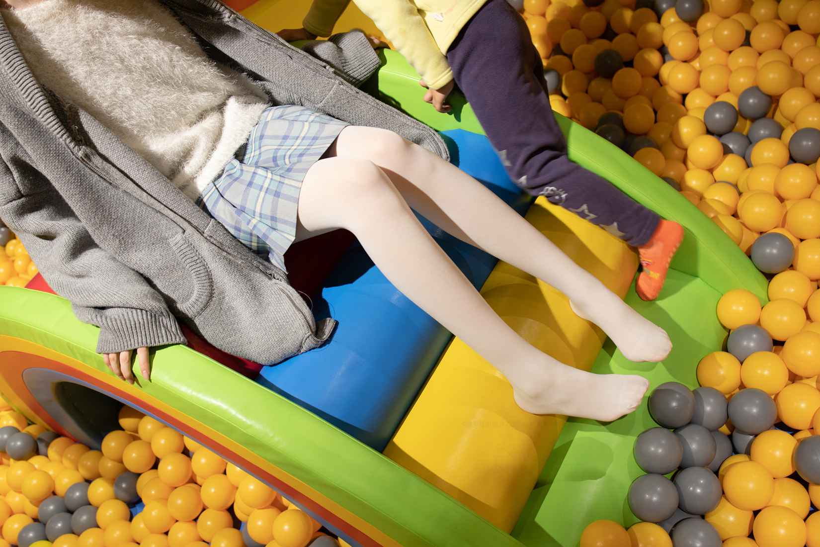 [森萝财团写真] X-047 在线浏览 – 雅色汇