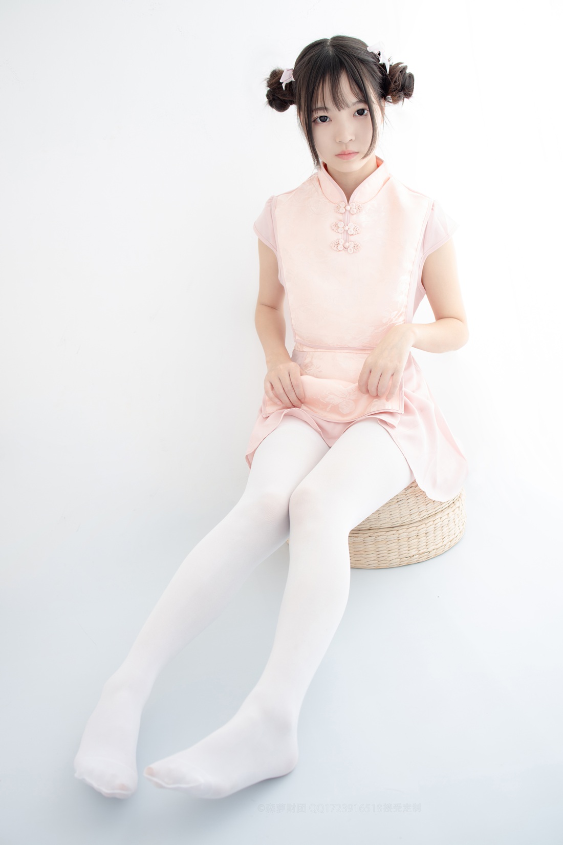 [森萝财团写真] X-052 在线浏览 – 雅色汇