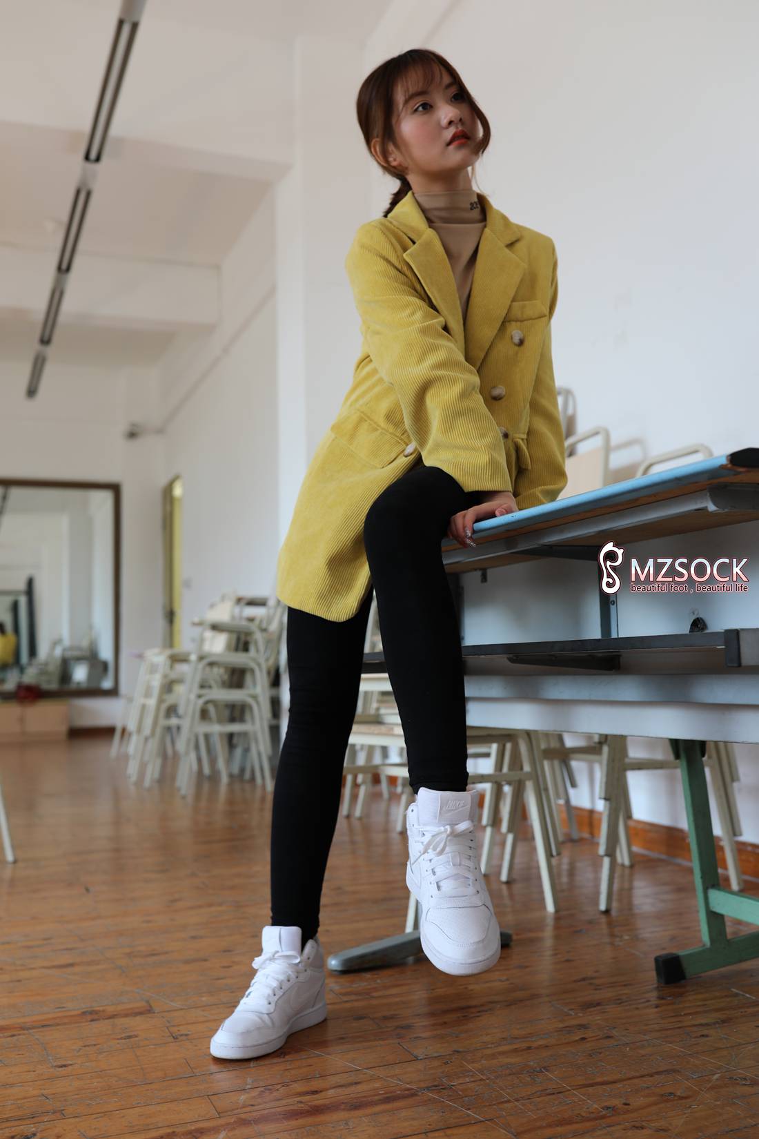 图片[81]-[MZSOCK爱美足] No.002 佳妹 在线浏览 – 速更版-美库