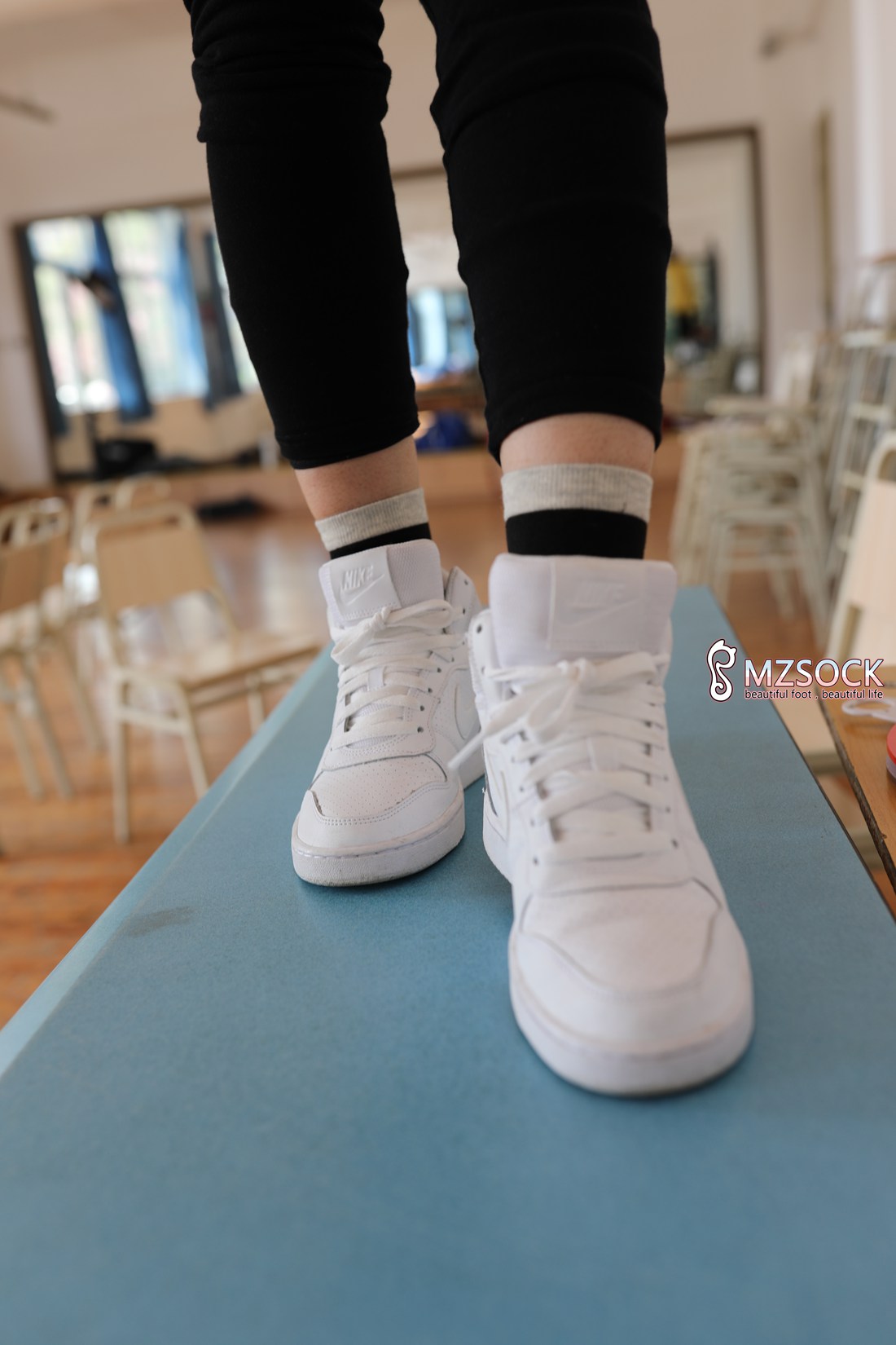 图片[53]-[MZSOCK爱美足] No.002 佳妹 在线浏览 – 速更版-美库