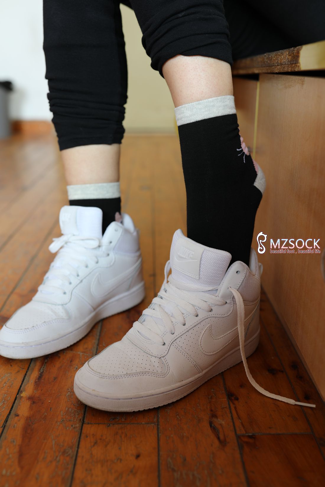 图片[3]-[MZSOCK爱美足] No.002 佳妹 在线浏览 – 速更版-美库