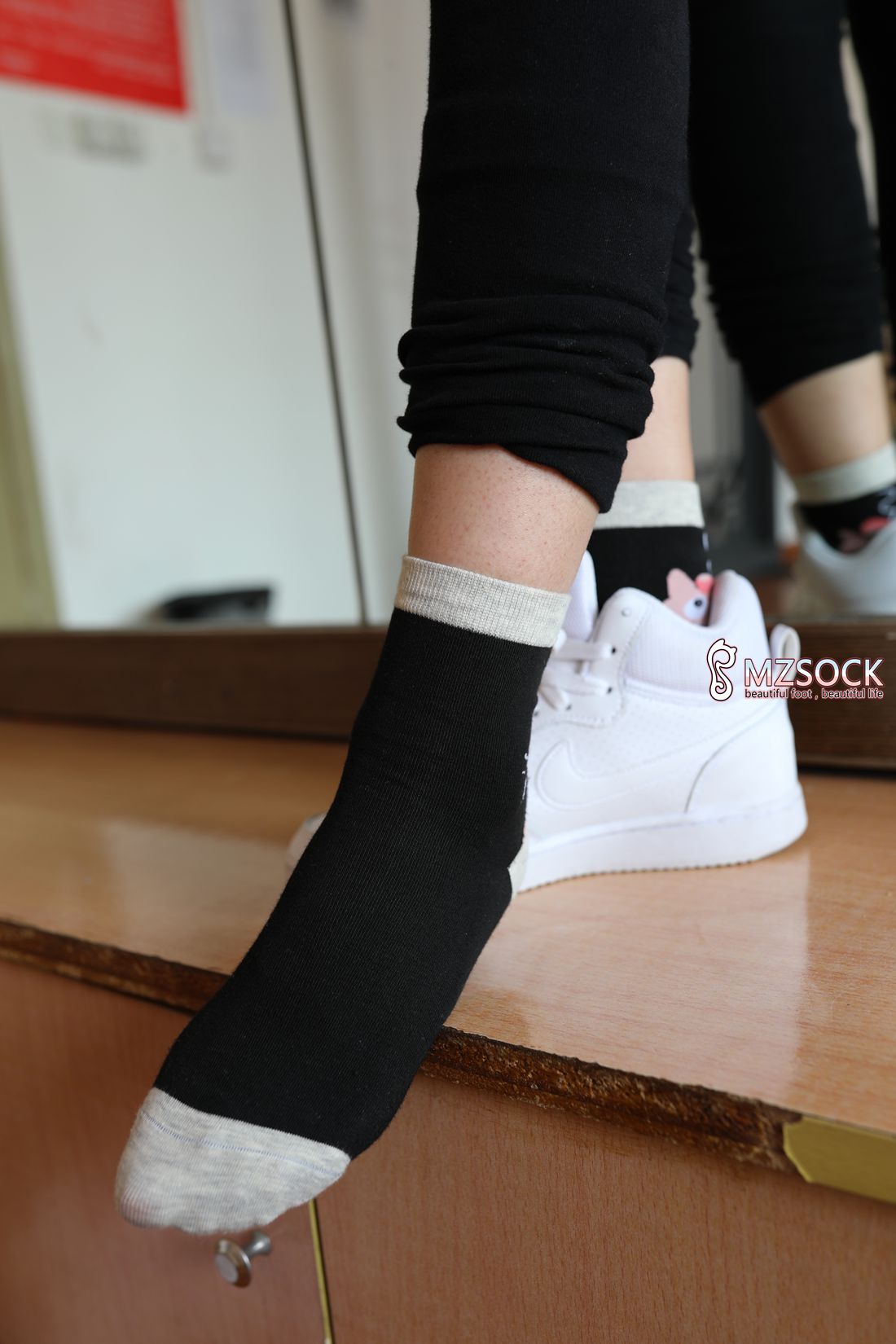 图片[62]-[MZSOCK爱美足] No.002 佳妹 在线浏览 – 速更版-美库