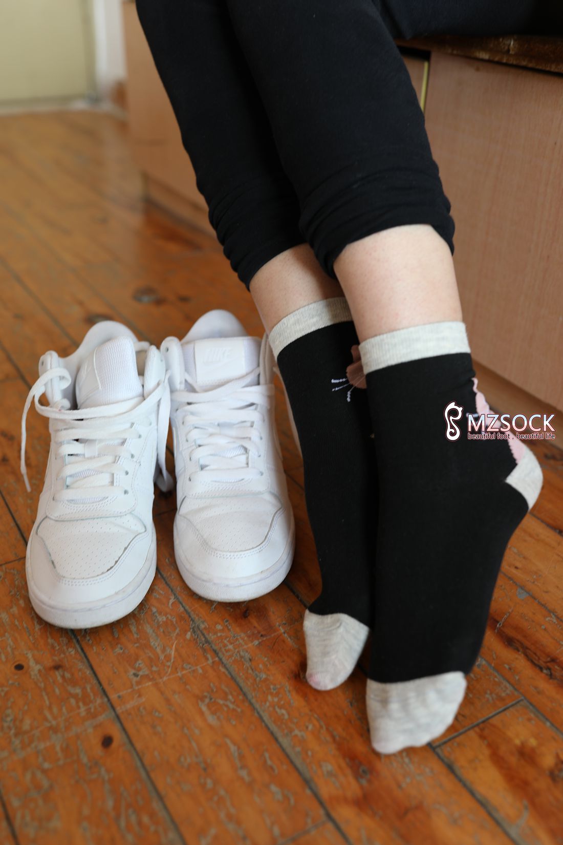 图片[83]-[MZSOCK爱美足] No.002 佳妹 在线浏览 – 速更版-美库