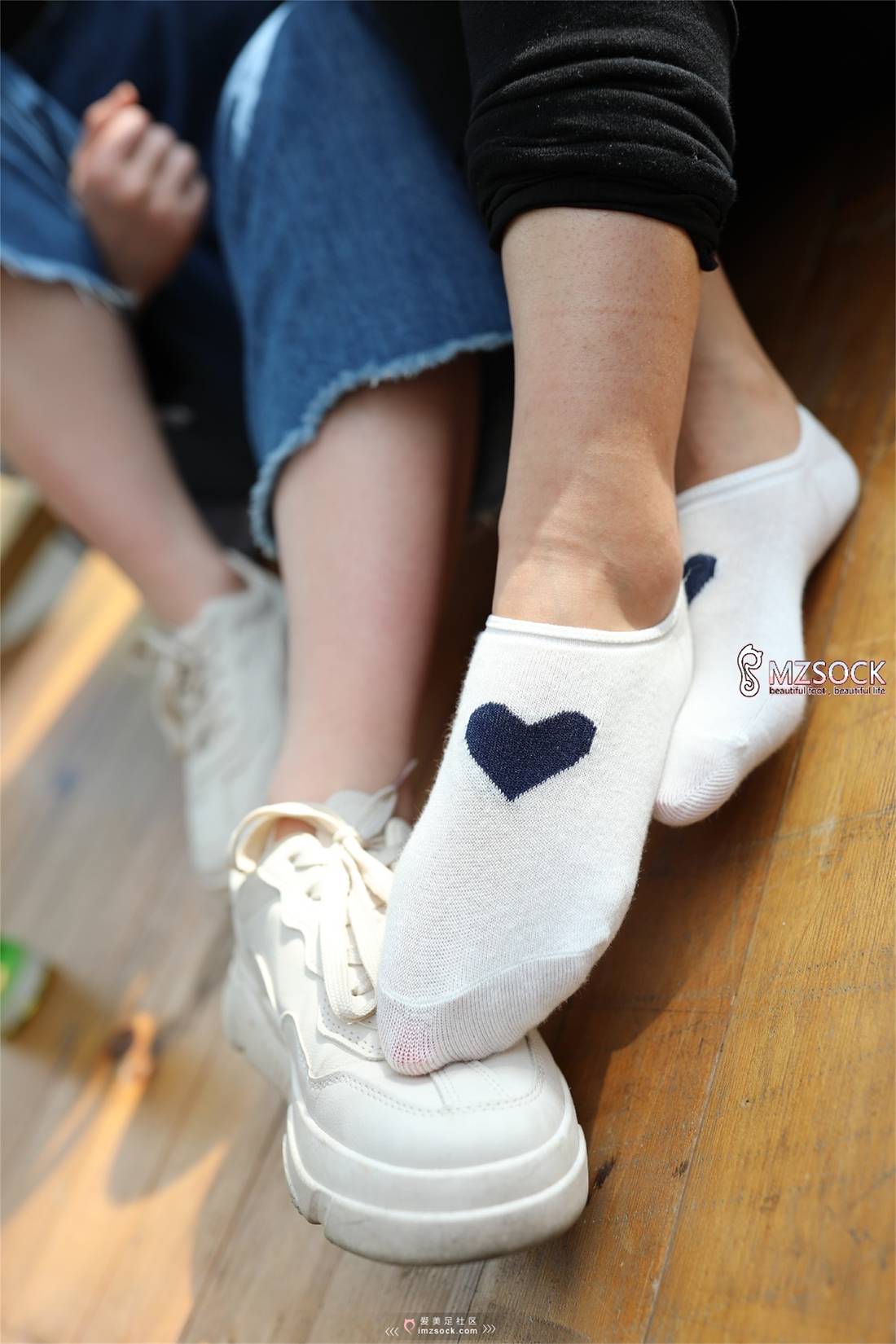 图片[24]-[MZSOCK爱美足] No.003 肖弧&佳妹 在线浏览 – 速更版-美库