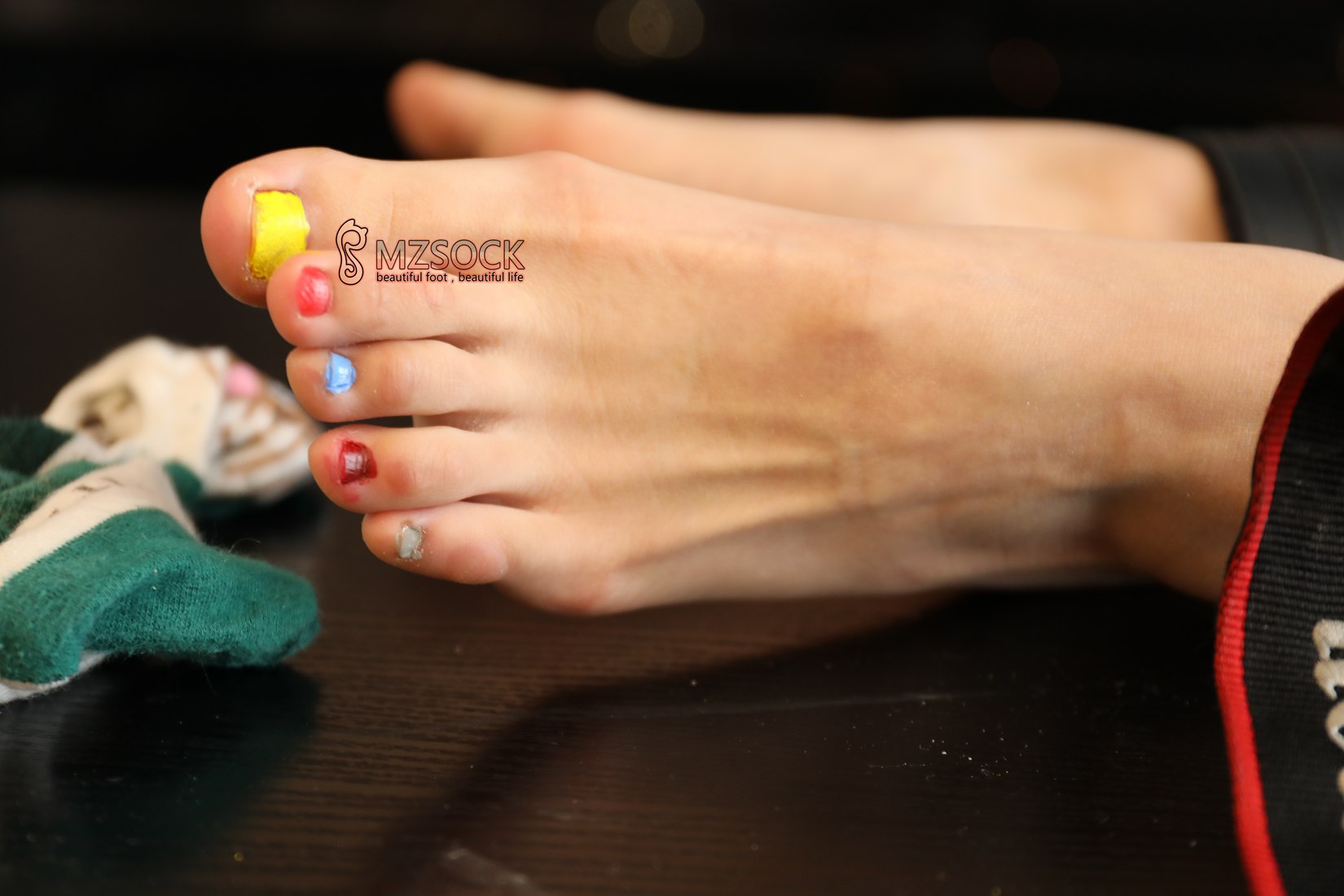 图片[133]-[MZSOCK爱美足] No.005 范范 在线浏览 – 速更版-美库