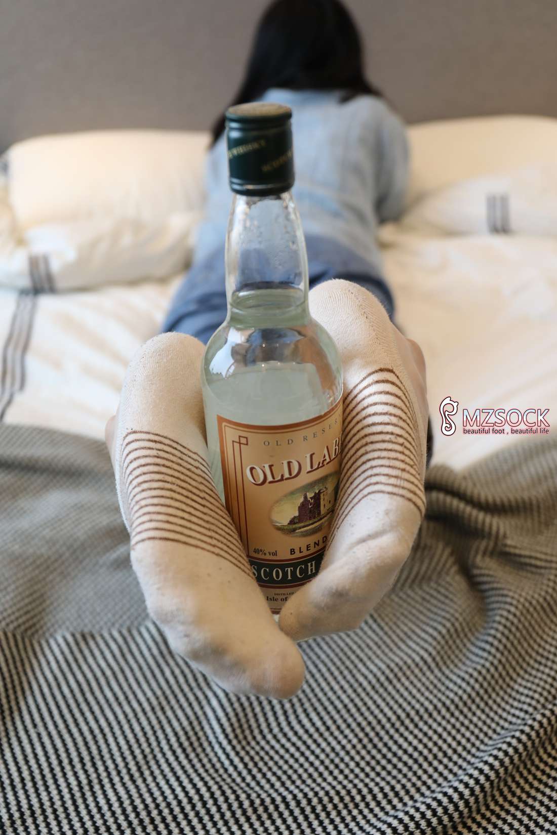 图片[136]-[MZSOCK爱美足] No.004 范范 在线浏览 – 速更版-美库