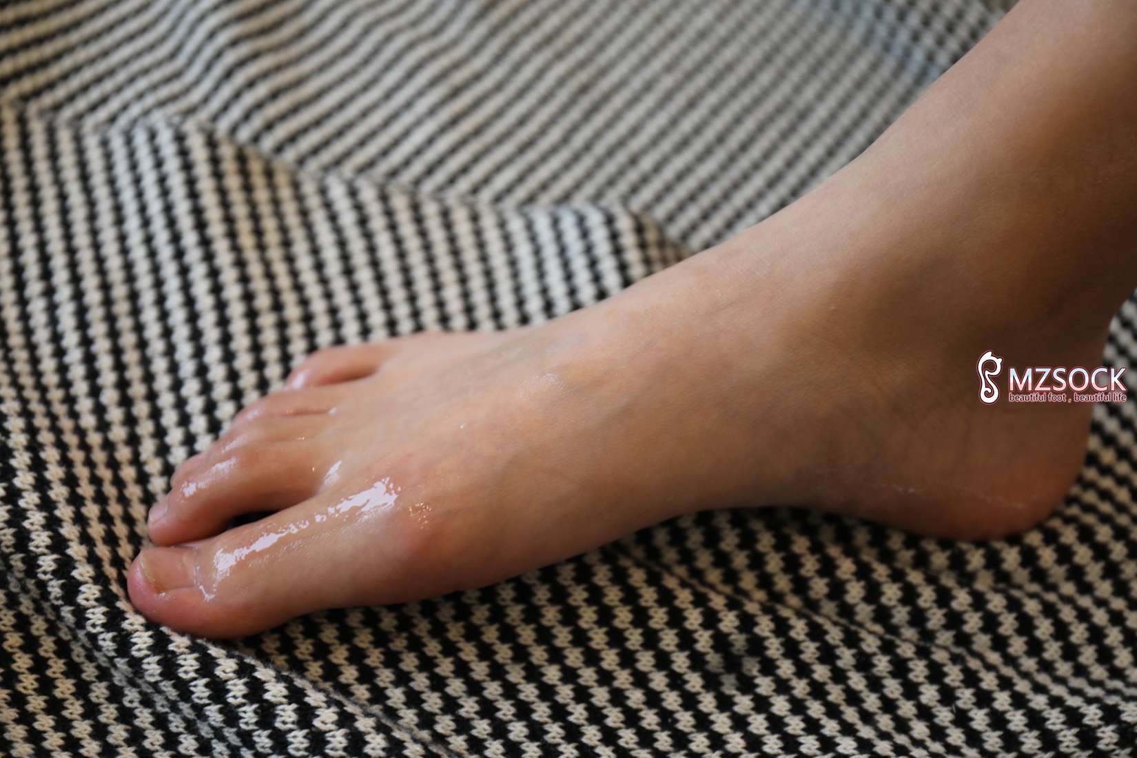 图片[160]-[MZSOCK爱美足] No.004 范范 在线浏览 – 速更版-美库