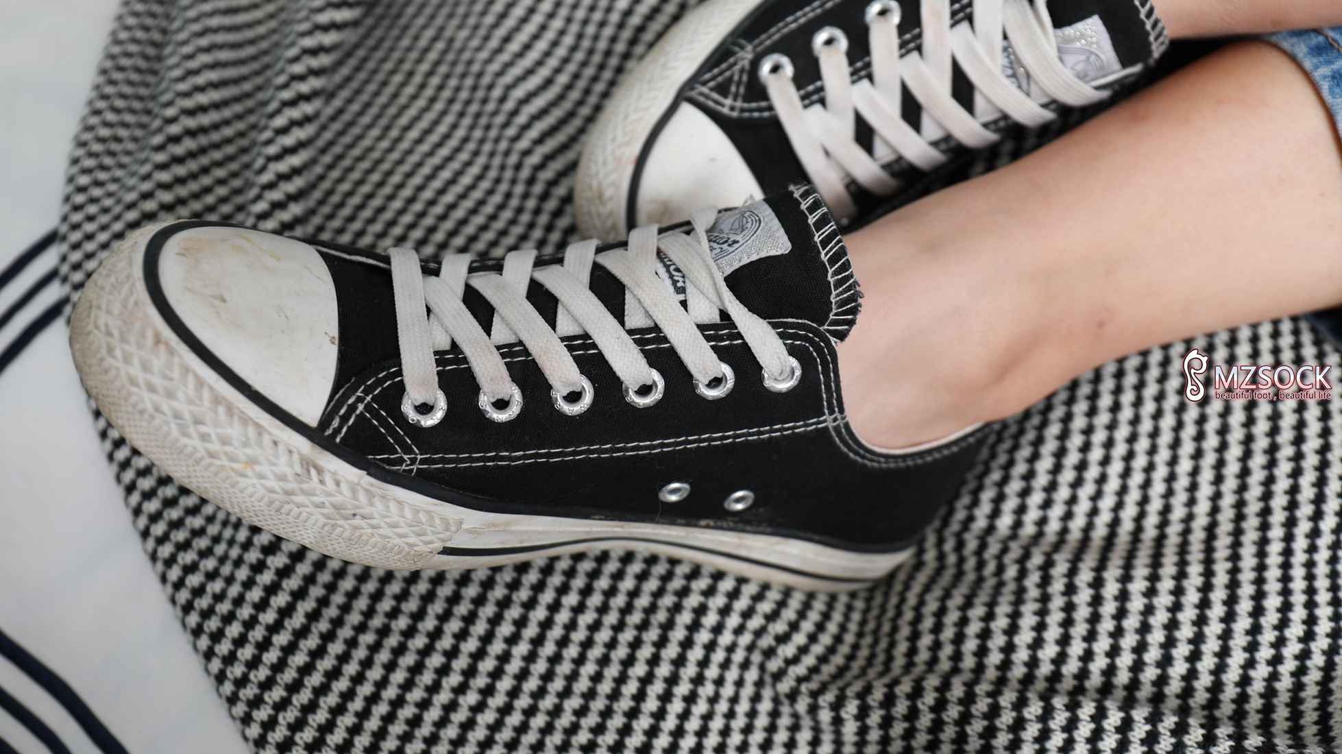 图片[27]-[MZSOCK爱美足] No.004 范范 在线浏览 – 速更版-美库