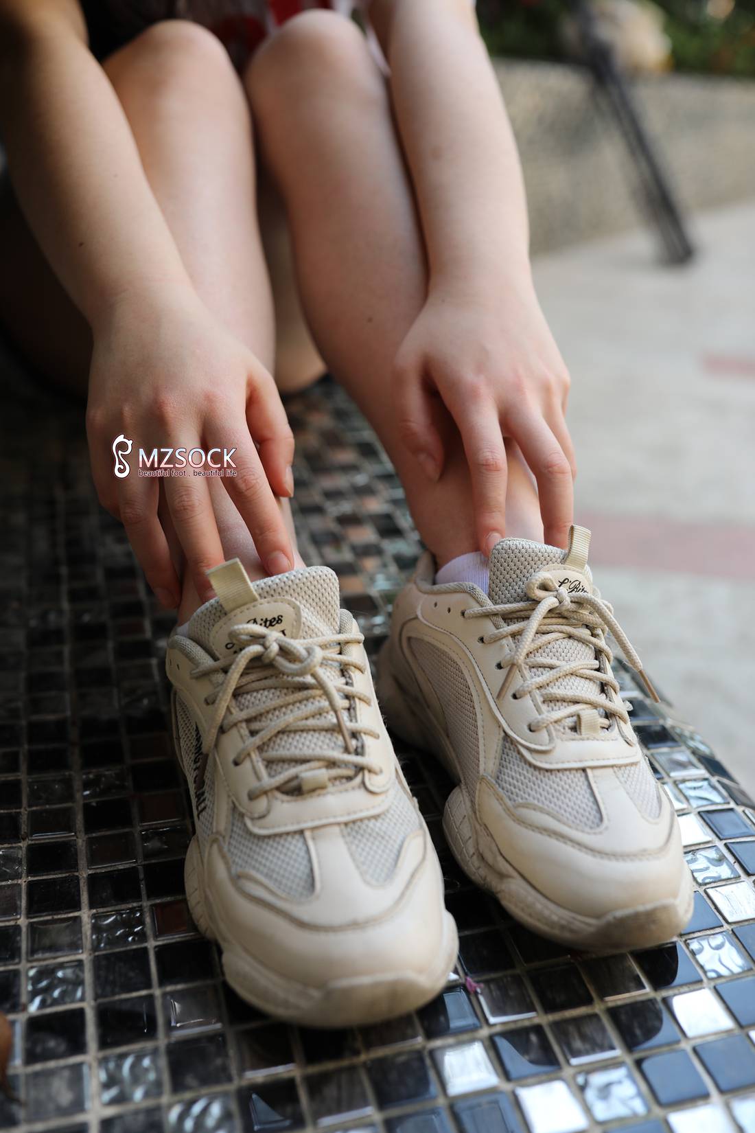 图片[70]-[MZSOCK爱美足] No.011 晓晓 在线浏览 – 速更版-美库