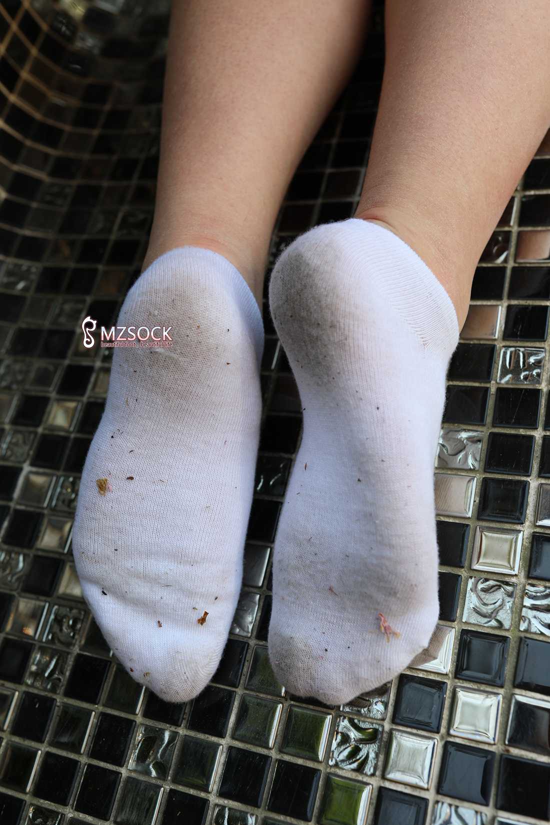 图片[221]-[MZSOCK爱美足] No.011 晓晓 在线浏览 – 速更版-美库