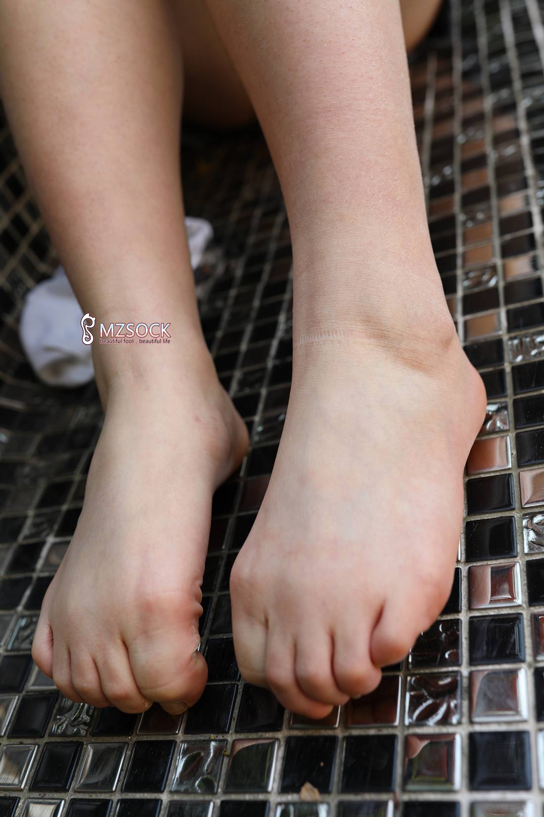 图片[59]-[MZSOCK爱美足] No.011 晓晓 在线浏览 – 速更版-美库