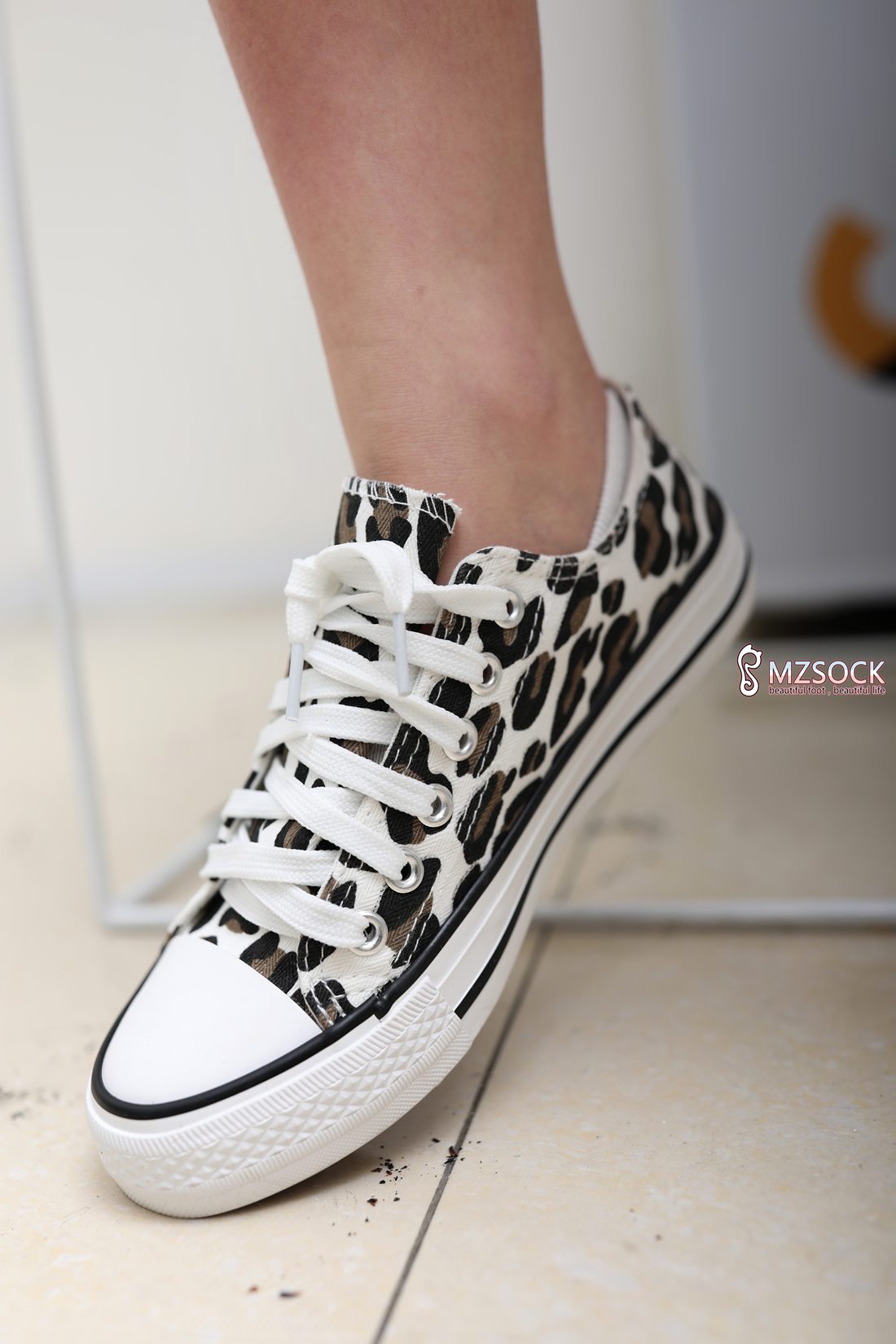 图片[70]-[MZSOCK爱美足] No.016 萱萱 在线浏览 – 速更版-美库