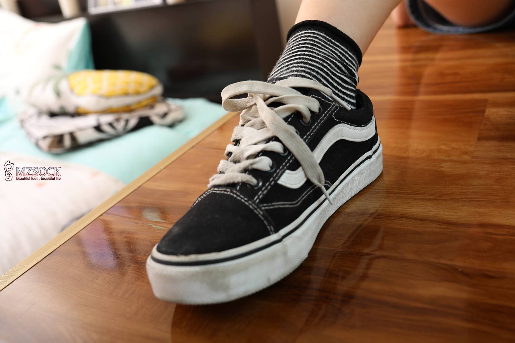 图片[104]-[MZSOCK爱美足] No.027 琪琪 在线浏览 – 速更版-美库