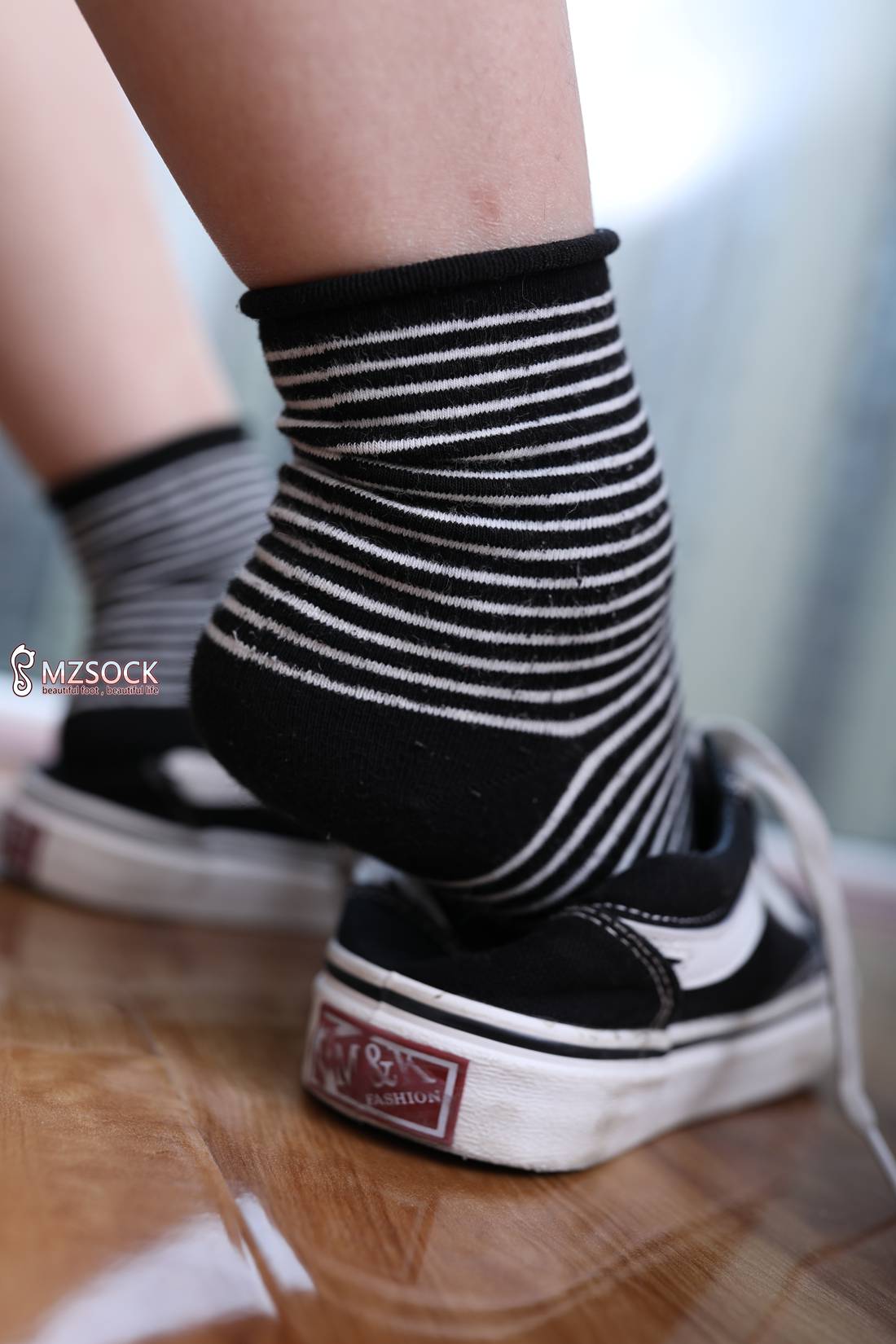 图片[86]-[MZSOCK爱美足] No.027 琪琪 在线浏览 – 速更版-美库