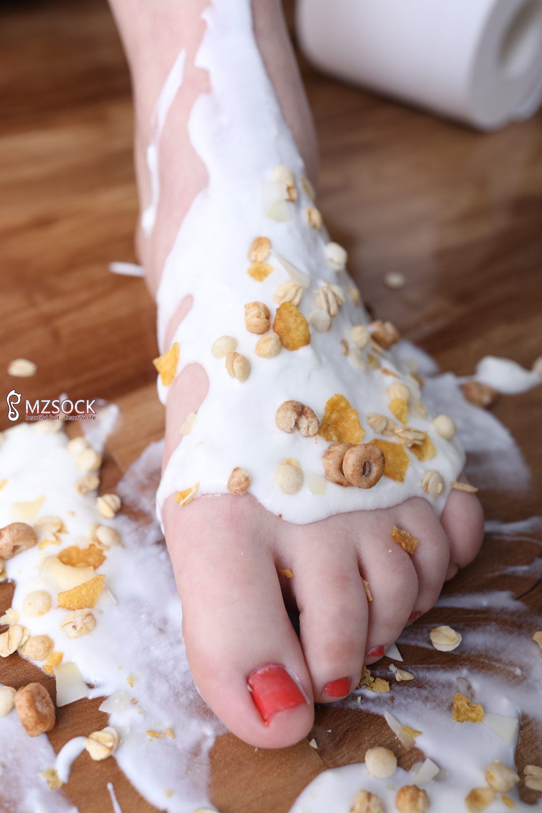 图片[153]-[MZSOCK爱美足] No.027 琪琪 在线浏览 – 速更版-美库