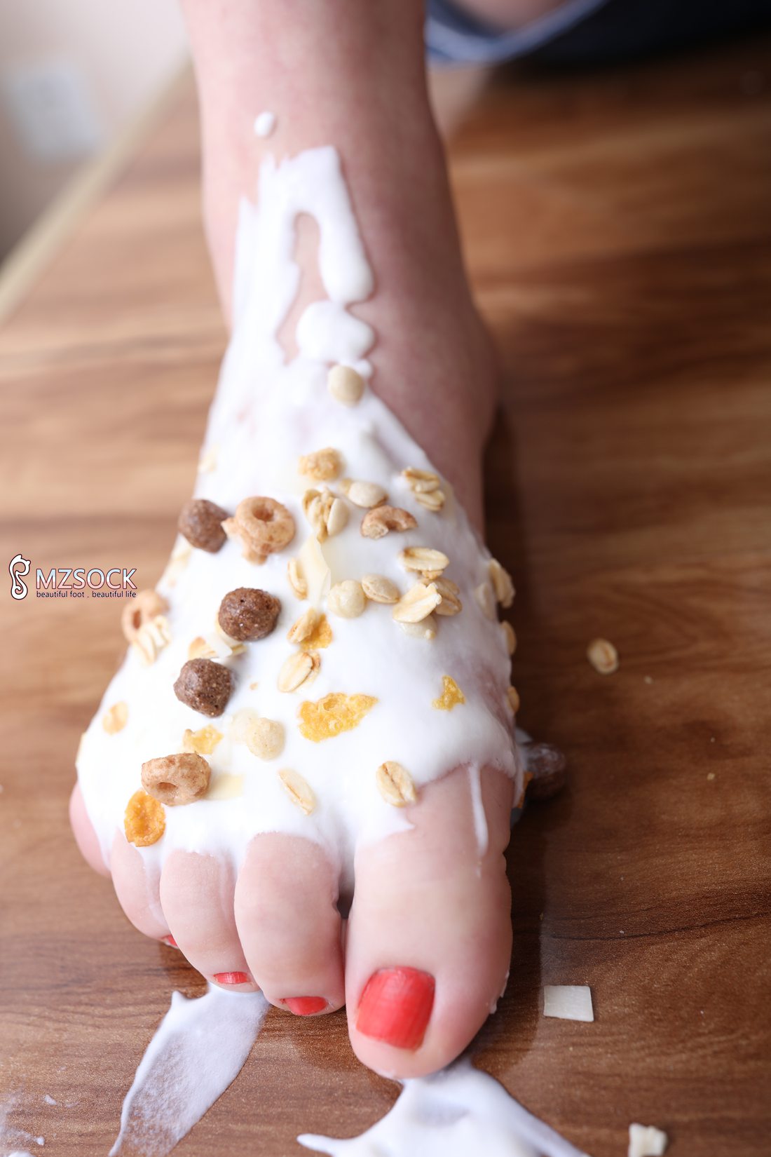 图片[32]-[MZSOCK爱美足] No.027 琪琪 在线浏览 – 速更版-美库