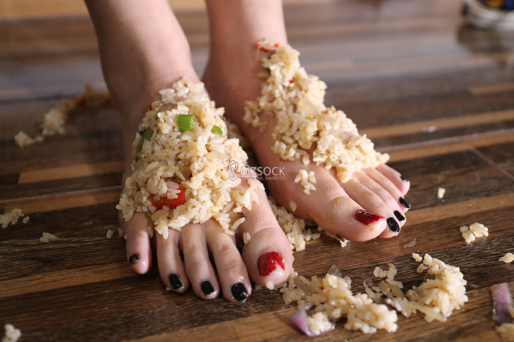 图片[81]-[MZSOCK爱美足] No.036 猫猫 在线浏览 – 速更版-美库