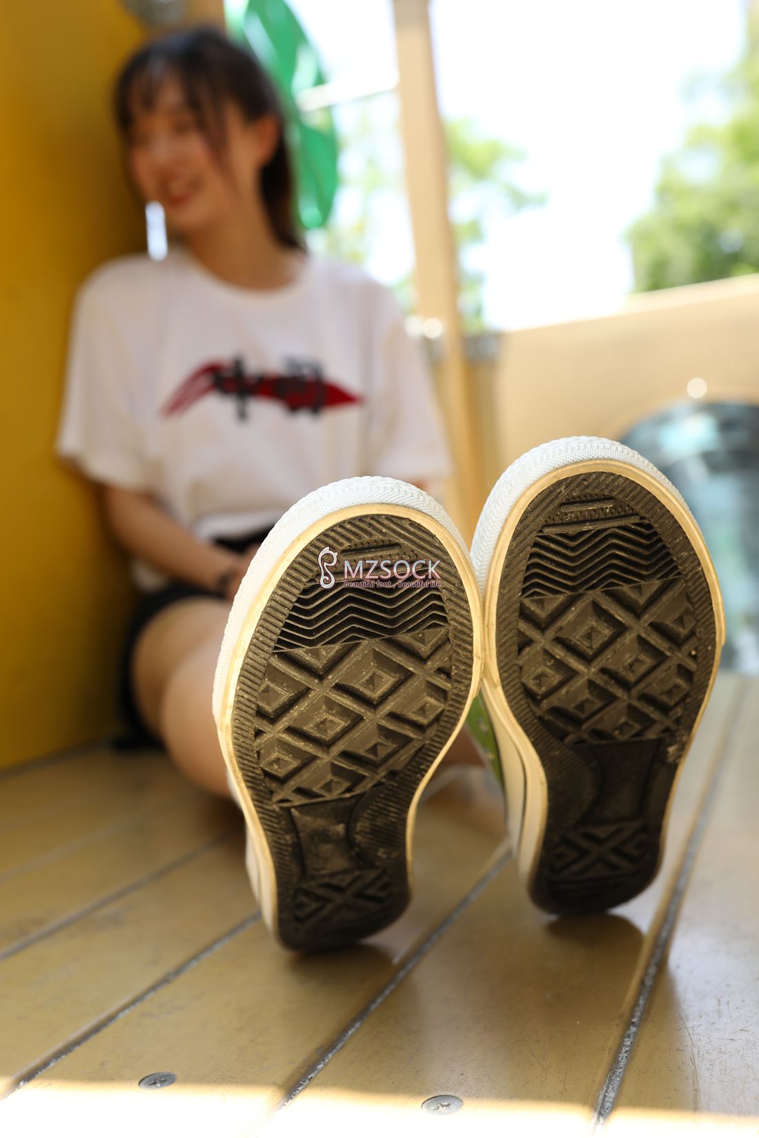 图片[132]-[MZSOCK爱美足] No.037 悦悦 在线浏览 – 速更版-美库