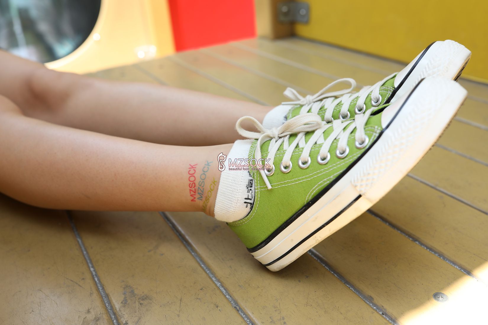 图片[94]-[MZSOCK爱美足] No.037 悦悦 在线浏览 – 速更版-美库