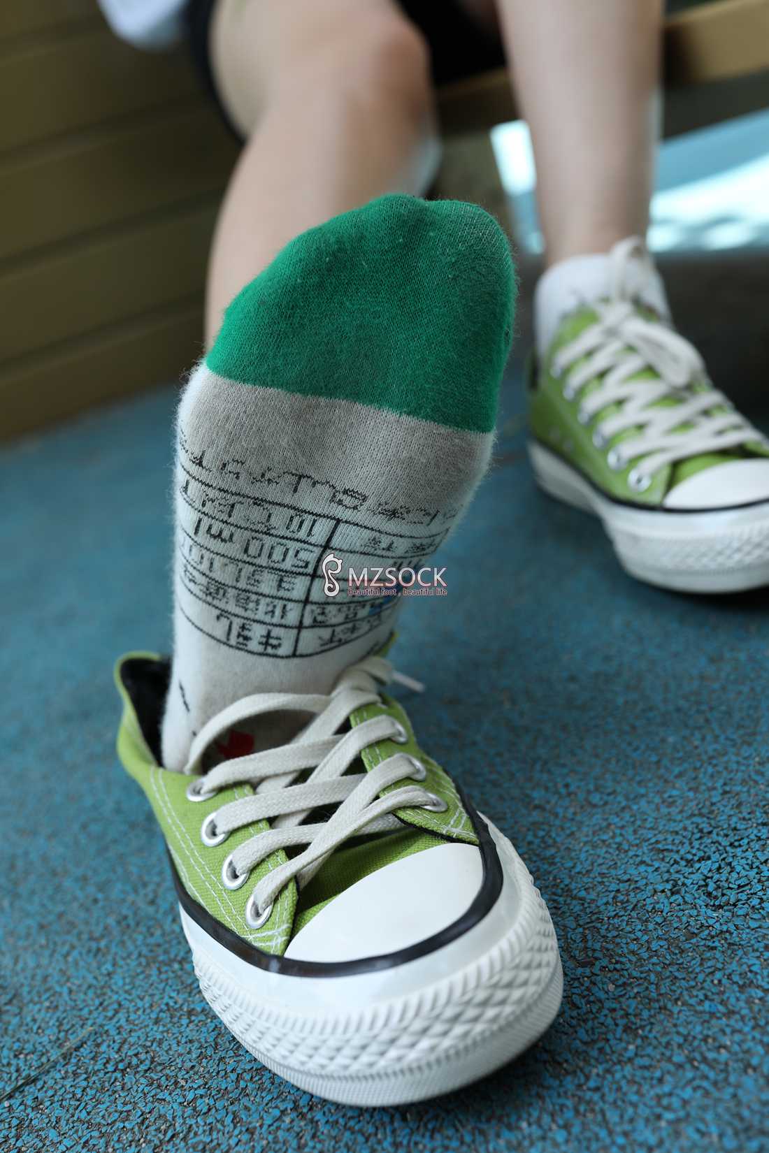 图片[103]-[MZSOCK爱美足] No.037 悦悦 在线浏览 – 速更版-美库