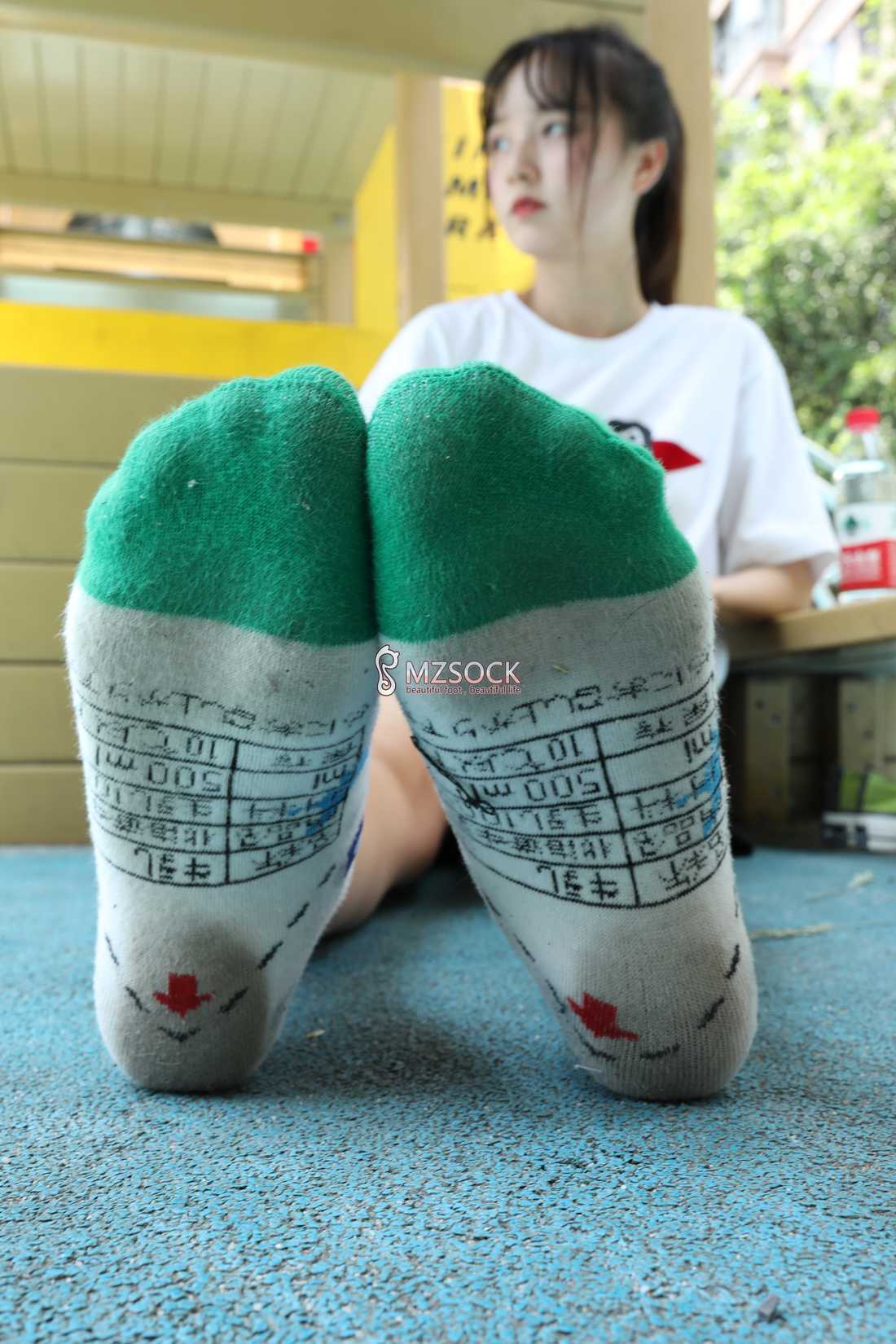 图片[40]-[MZSOCK爱美足] No.037 悦悦 在线浏览 – 速更版-美库