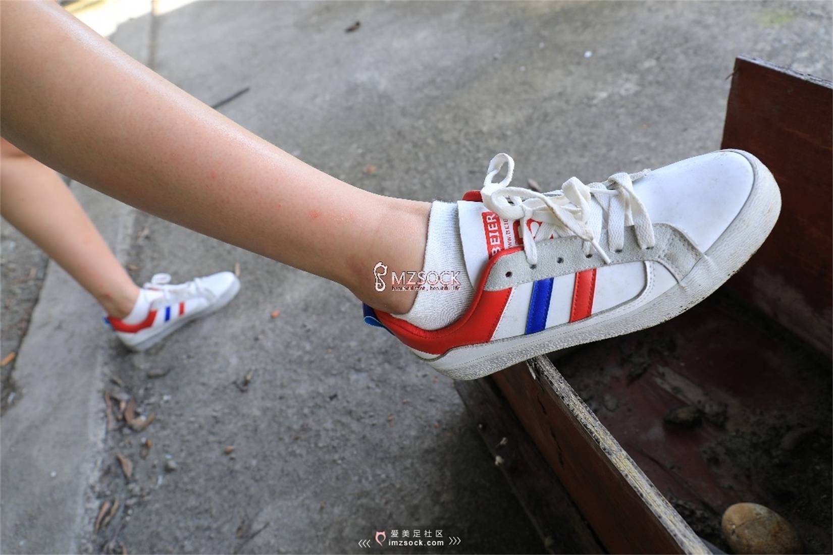 图片[14]-[MZSOCK爱美足] No.049 悦悦 在线浏览 – 速更版-美库