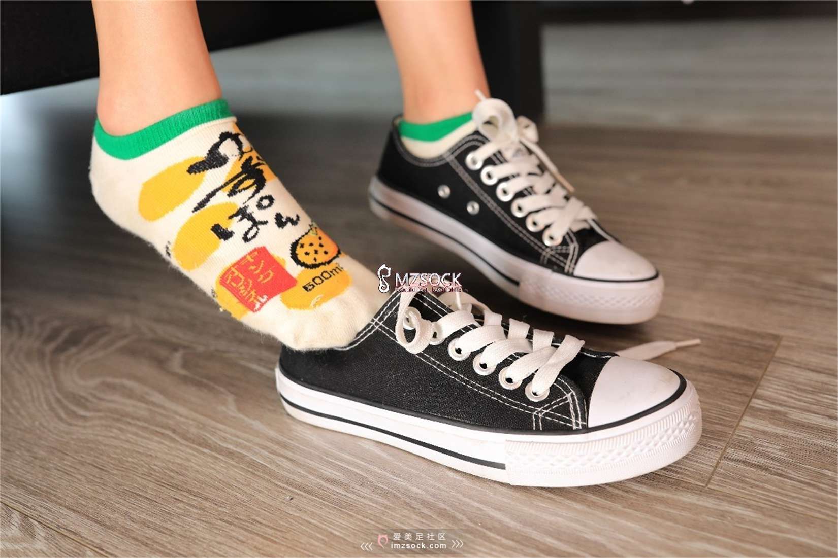 图片[48]-[MZSOCK爱美足] No.048 小爽 在线浏览 – 速更版-美库