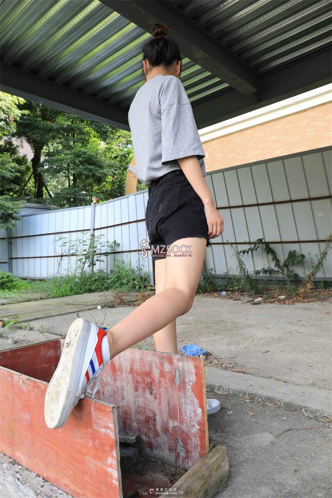 图片[104]-[MZSOCK爱美足] No.049 悦悦 在线浏览 – 速更版-美库