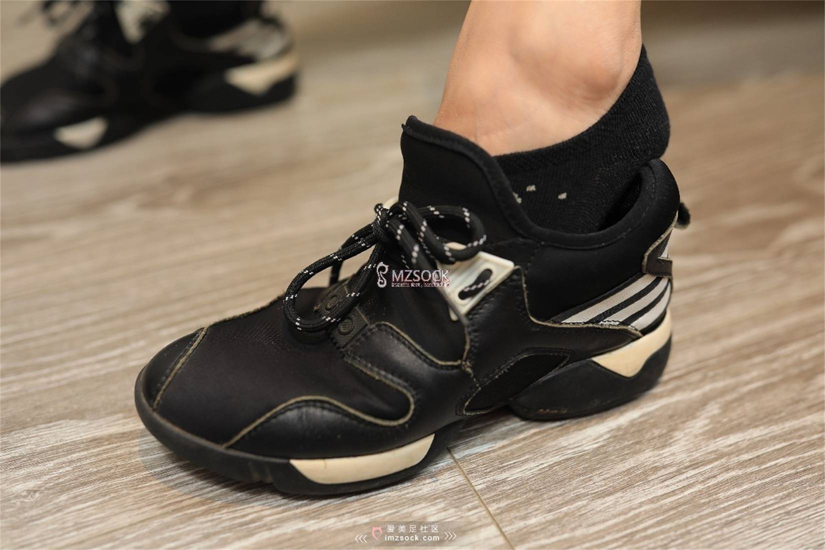 图片[77]-[MZSOCK爱美足] No.050 果儿 在线浏览 – 速更版-美库