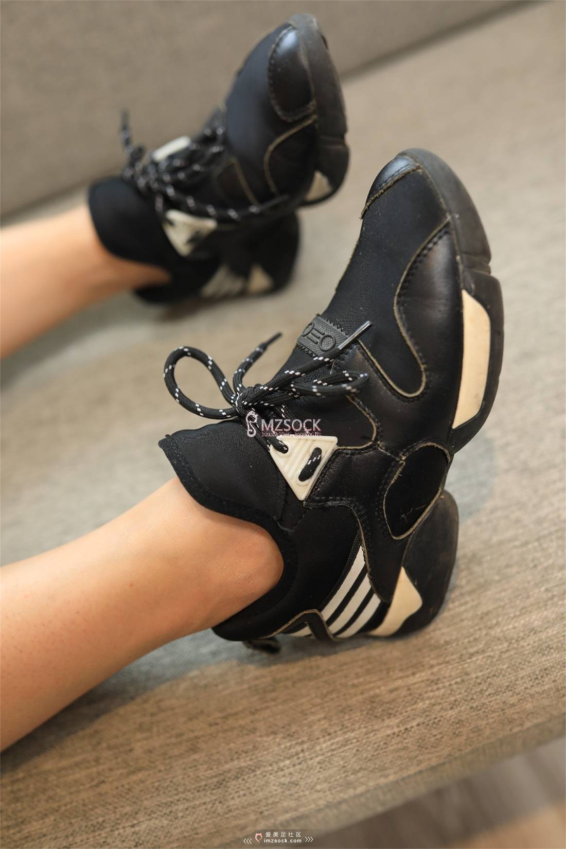 图片[9]-[MZSOCK爱美足] No.050 果儿 在线浏览 – 速更版-美库