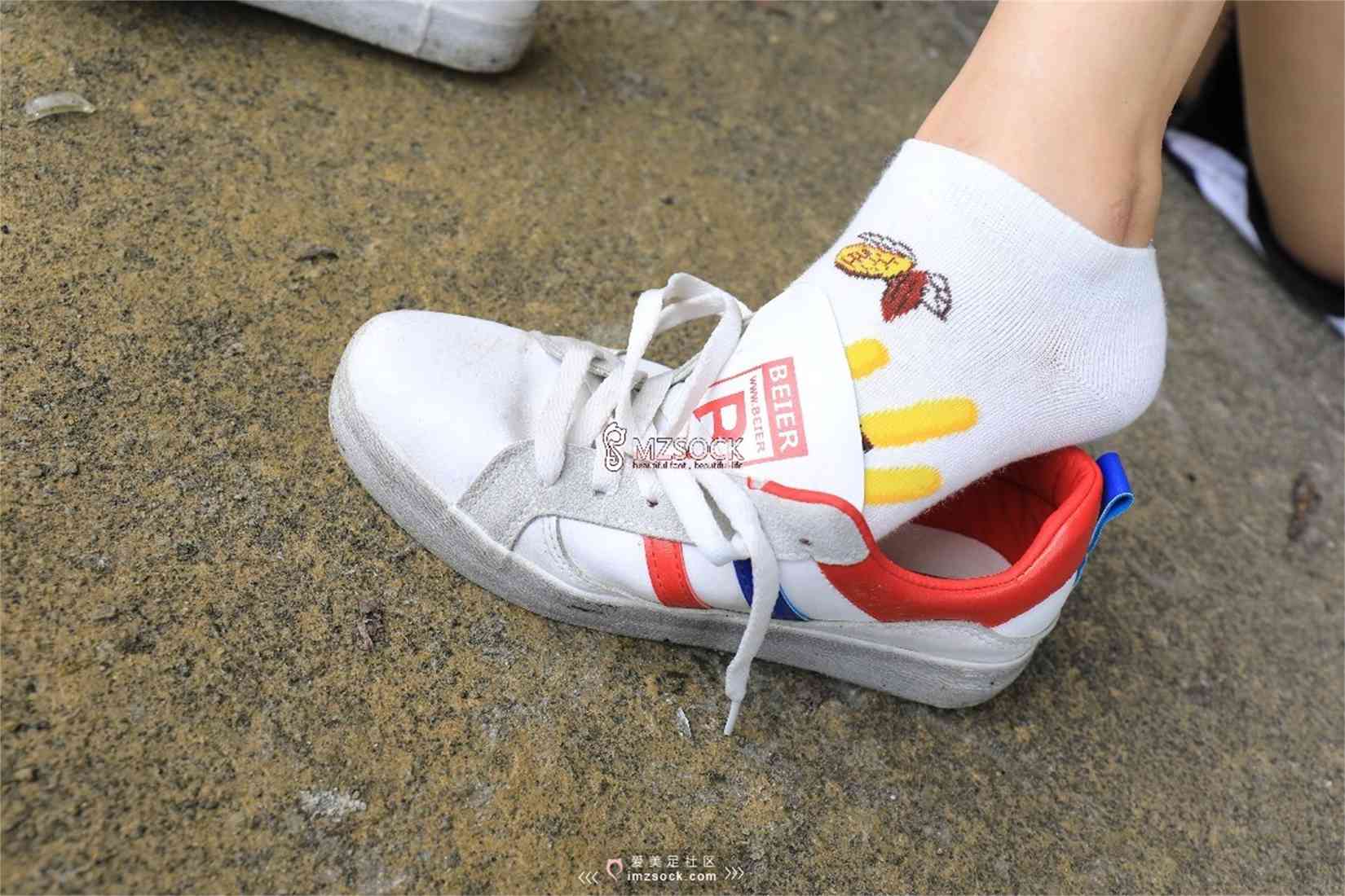 图片[48]-[MZSOCK爱美足] No.049 悦悦 在线浏览 – 速更版-美库