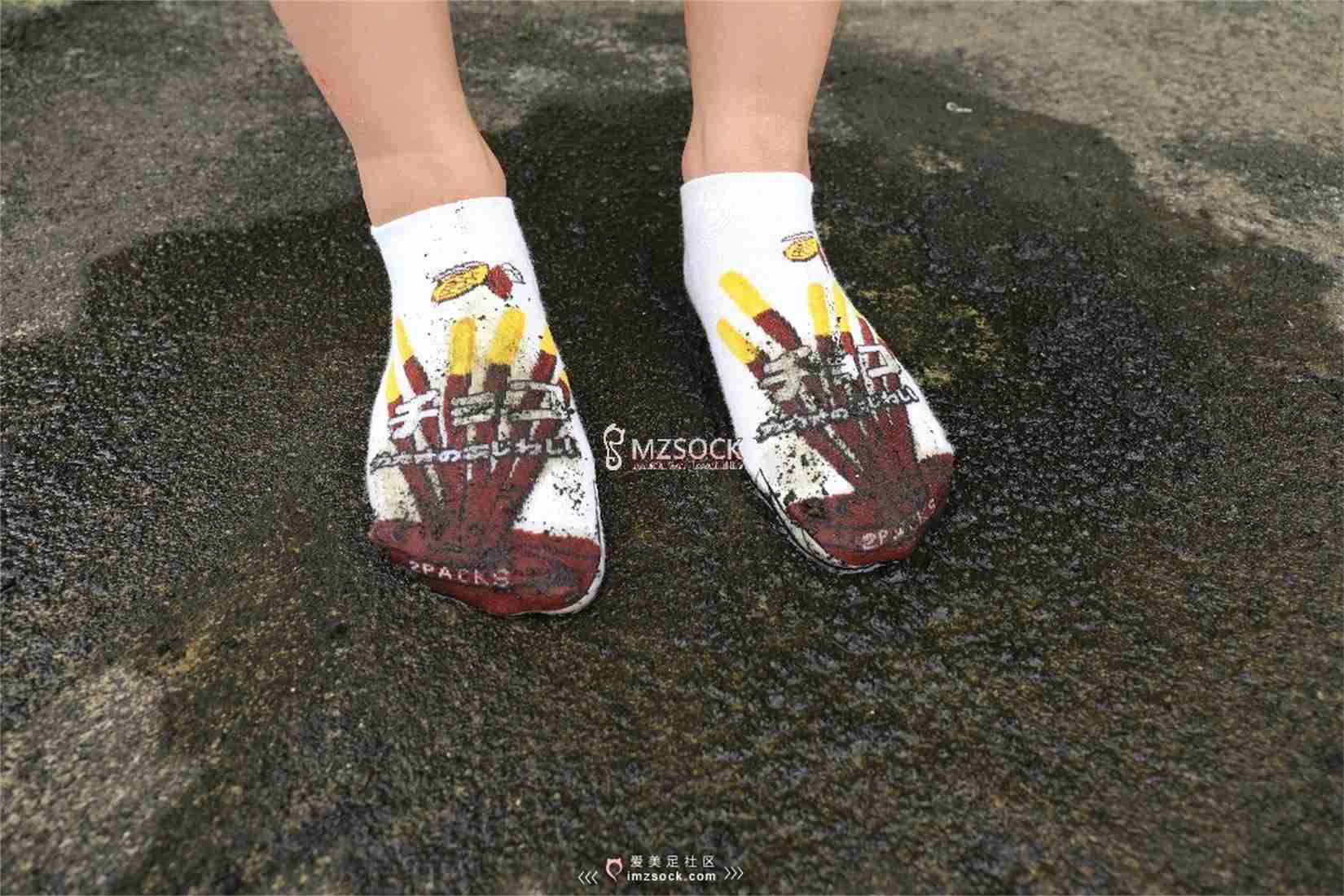 图片[11]-[MZSOCK爱美足] No.049 悦悦 在线浏览 – 速更版-美库