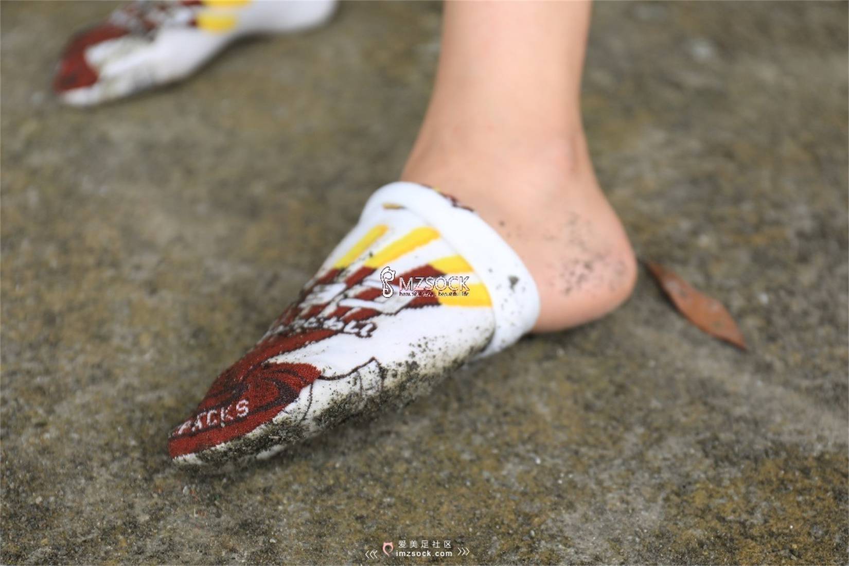 图片[120]-[MZSOCK爱美足] No.049 悦悦 在线浏览 – 速更版-美库