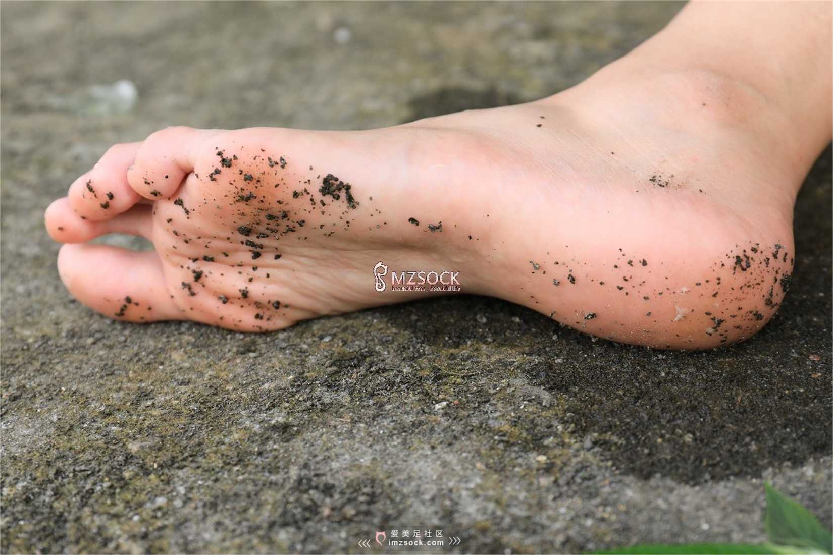 图片[99]-[MZSOCK爱美足] No.049 悦悦 在线浏览 – 速更版-美库