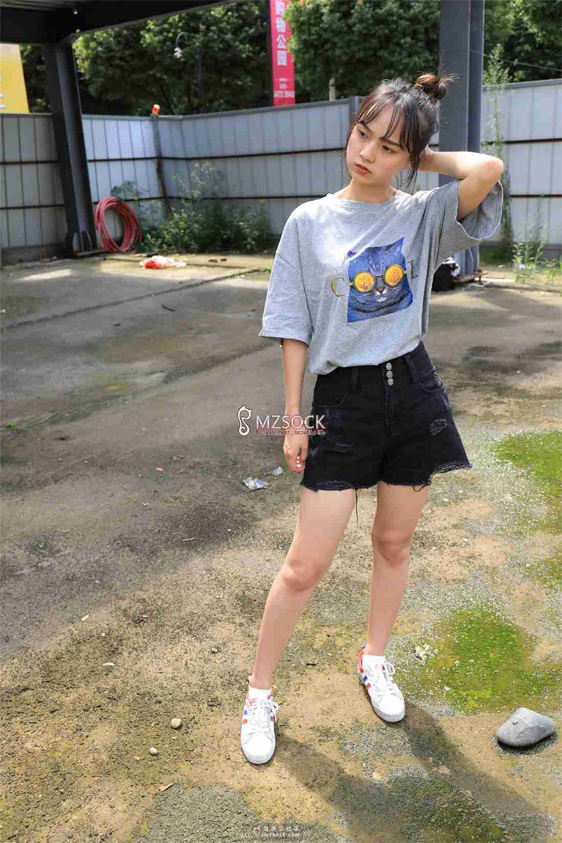 图片[110]-[MZSOCK爱美足] No.049 悦悦 在线浏览 – 速更版-美库