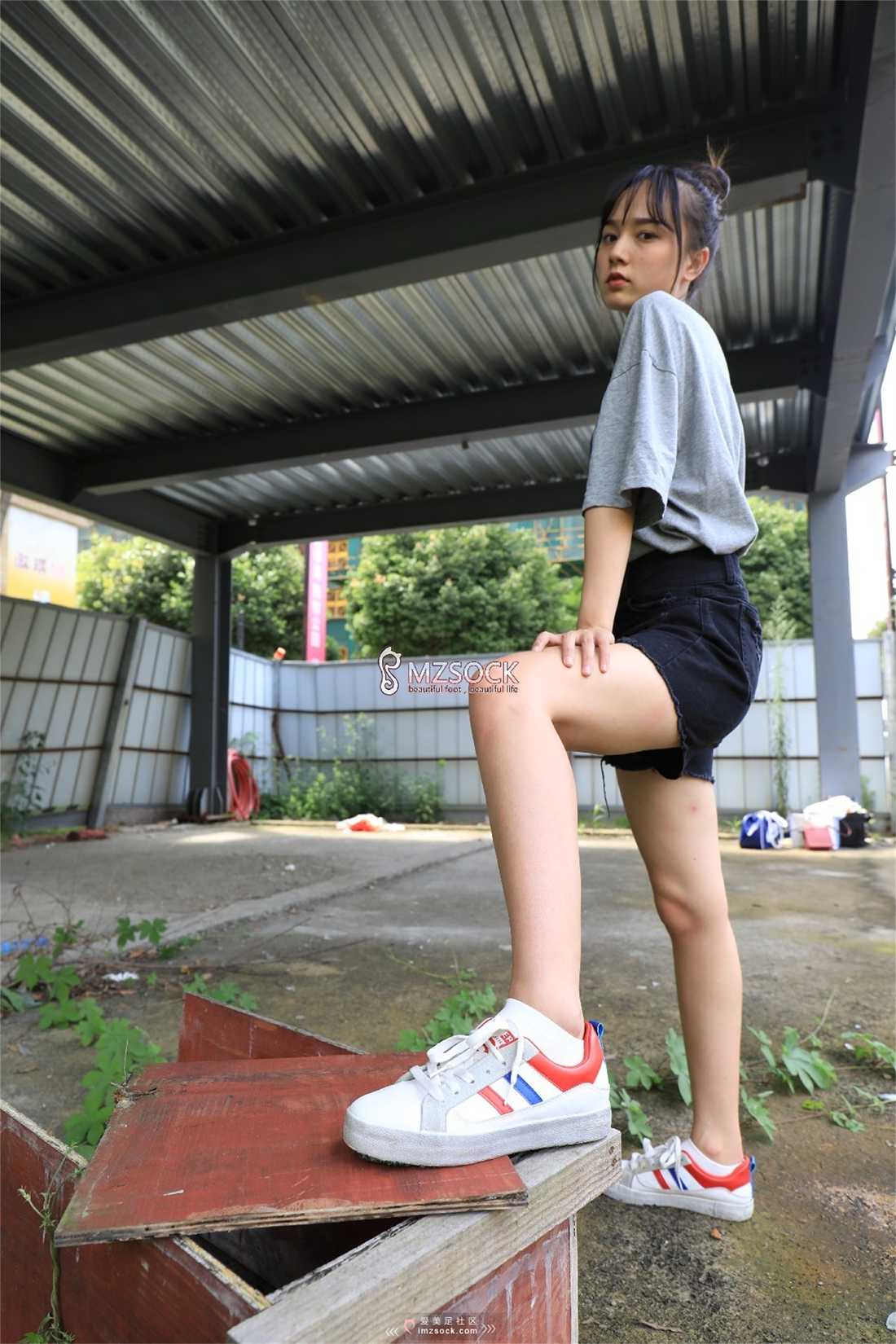 图片[108]-[MZSOCK爱美足] No.049 悦悦 在线浏览 – 速更版-美库