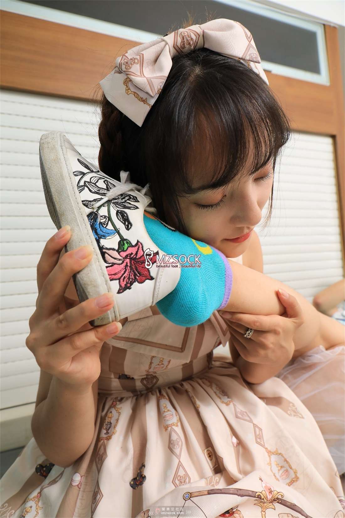 图片[56]-[MZSOCK爱美足] No.054 果儿.豆豆 在线浏览 – 速更版-美库