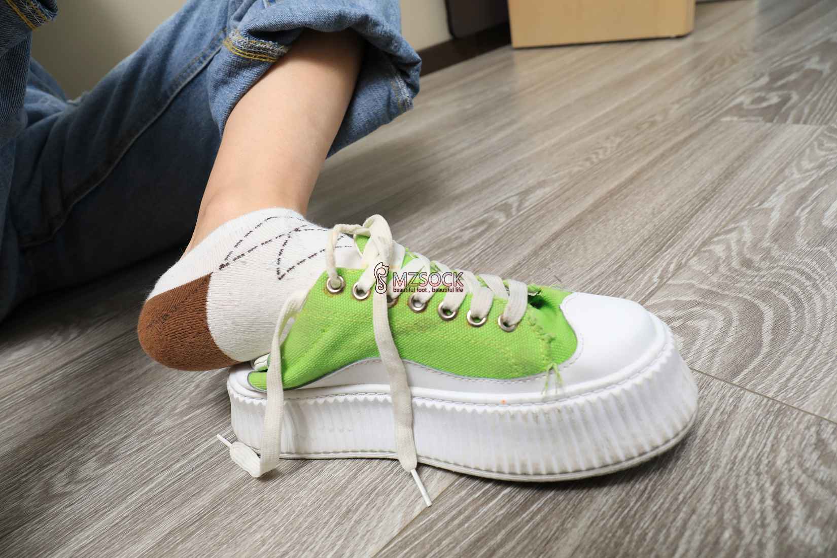 图片[37]-[MZSOCK爱美足] No.059 芳芳 在线浏览 – 速更版-美库