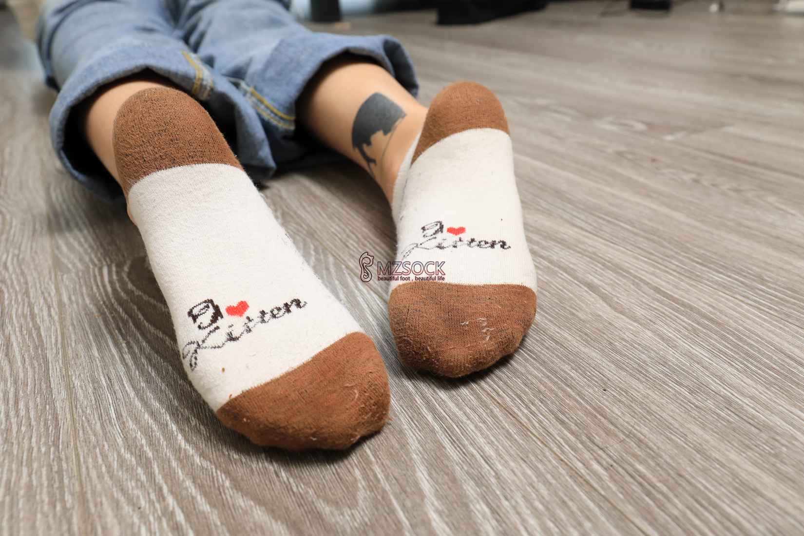 图片[47]-[MZSOCK爱美足] No.059 芳芳 在线浏览 – 速更版-美库