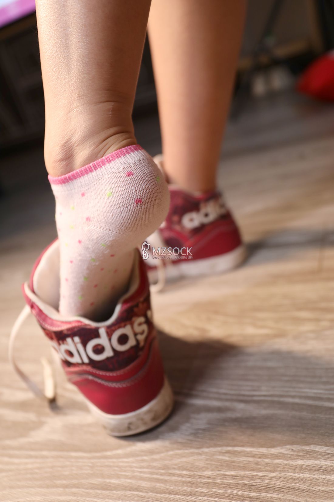 图片[45]-[MZSOCK爱美足] No.067 悦悦 在线浏览 – 速更版-美库