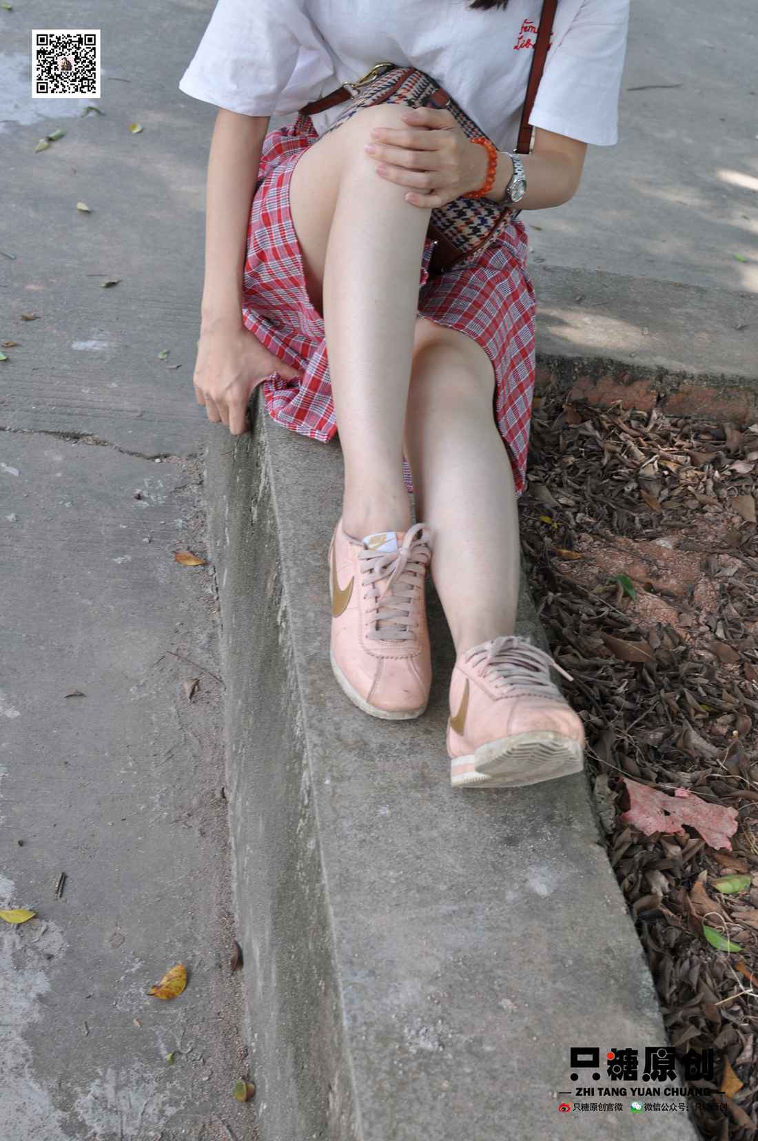 图片[109]-[只糖棉袜] NO.001 诗诗－格子裙休闲风 在线浏览 – 速更版-美库