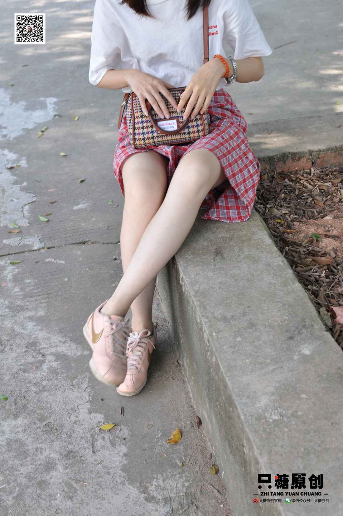 图片[18]-[只糖棉袜] NO.001 诗诗－格子裙休闲风 在线浏览 – 速更版-美库