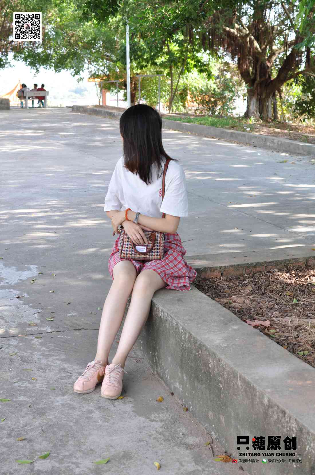 图片[178]-[只糖棉袜] NO.001 诗诗－格子裙休闲风 在线浏览 – 速更版-美库