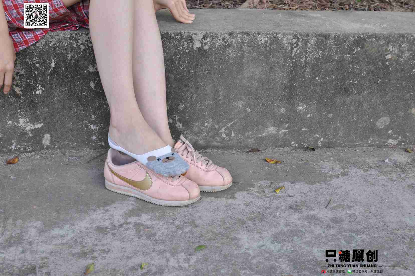 图片[99]-[只糖棉袜] NO.001 诗诗－格子裙休闲风 在线浏览 – 速更版-美库