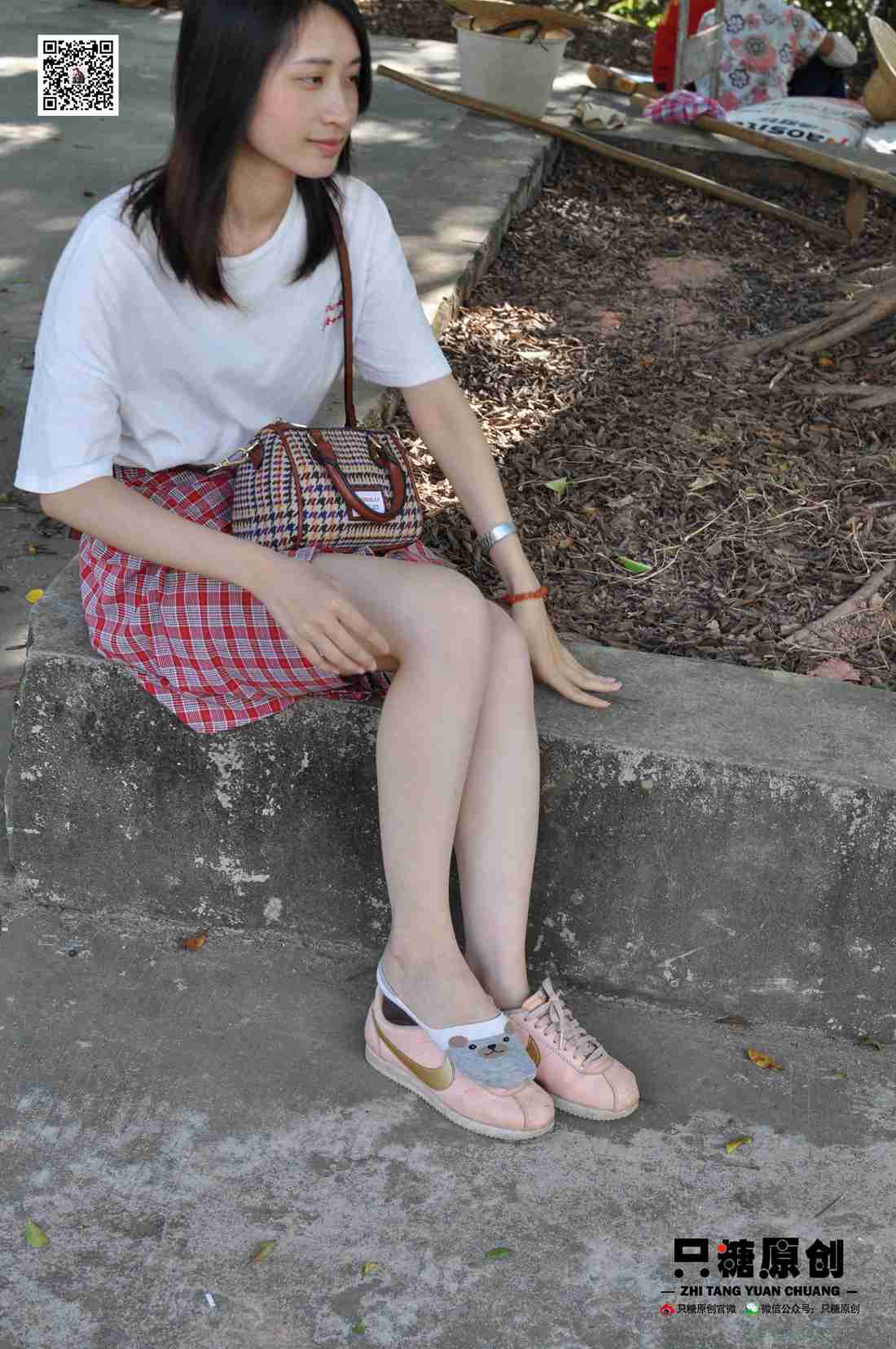 图片[76]-[只糖棉袜] NO.001 诗诗－格子裙休闲风 在线浏览 – 速更版-美库