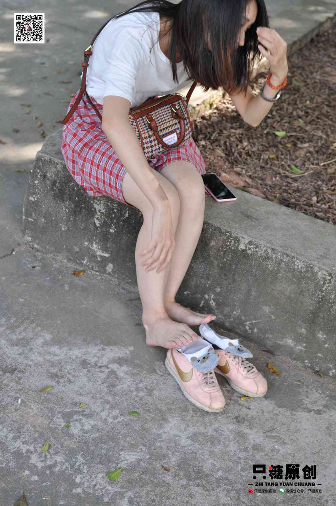 图片[200]-[只糖棉袜] NO.001 诗诗－格子裙休闲风 在线浏览 – 速更版-美库