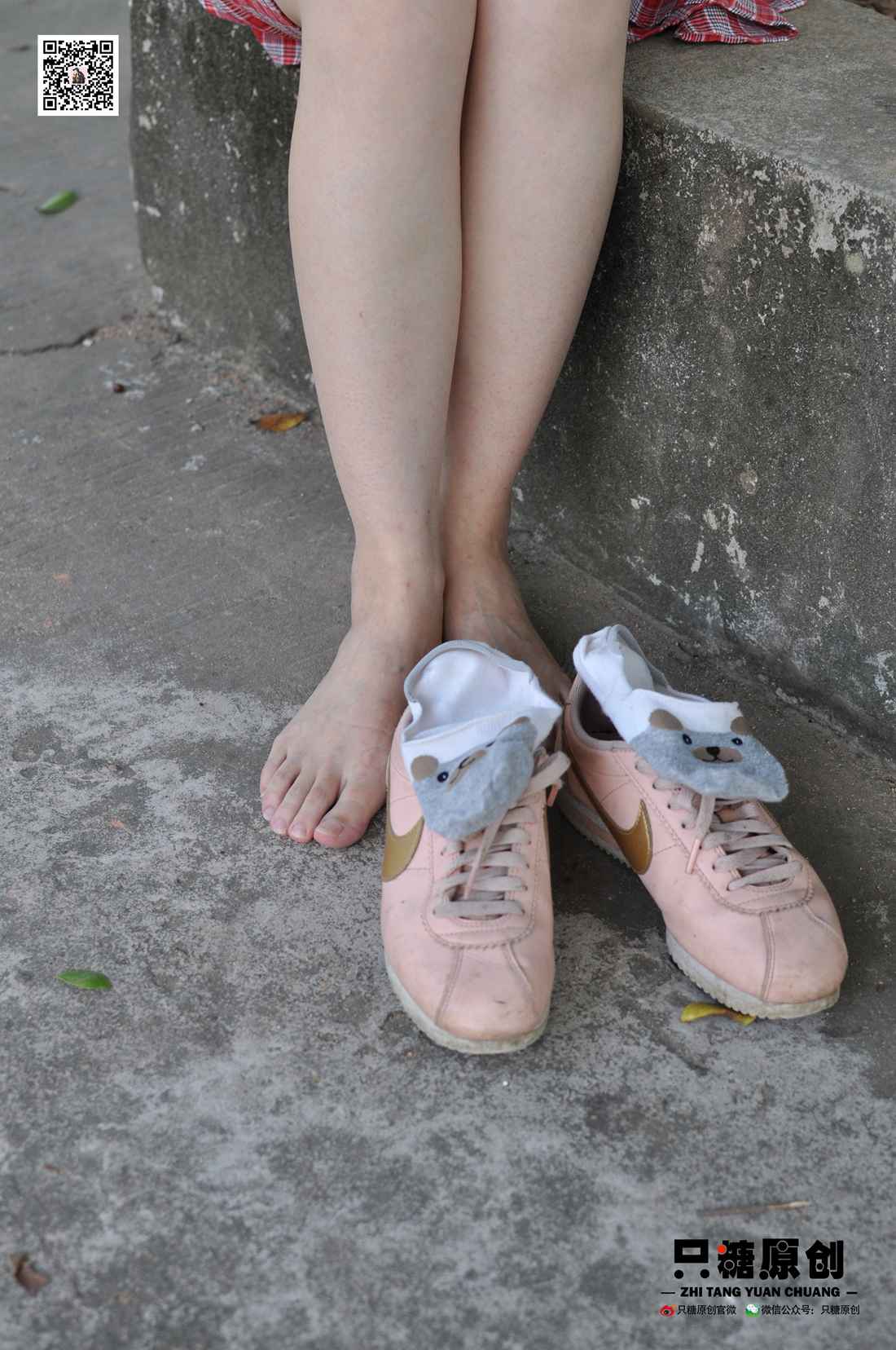 图片[89]-[只糖棉袜] NO.001 诗诗－格子裙休闲风 在线浏览 – 速更版-美库