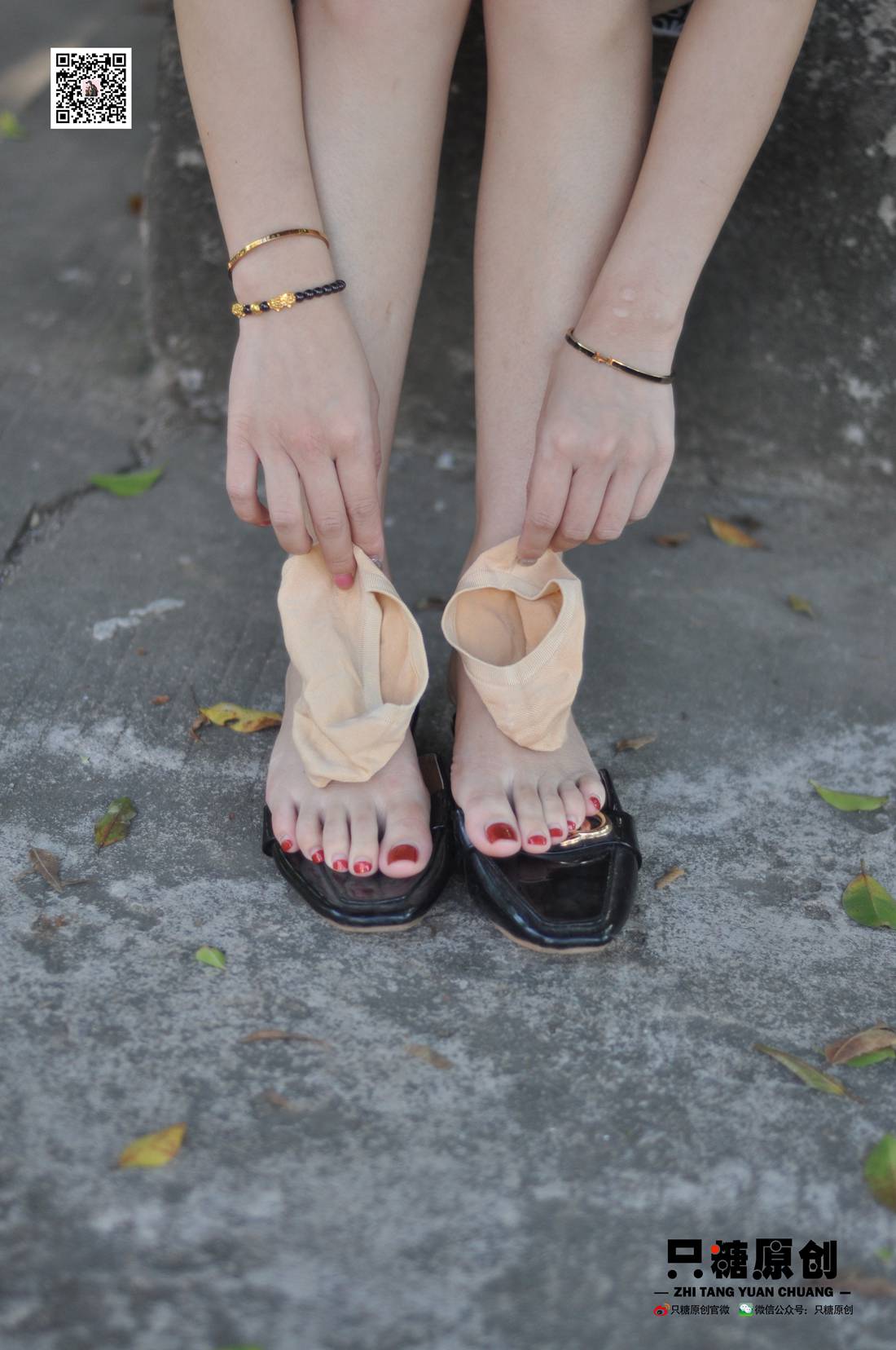 图片[122]-[只糖棉袜] NO.002 婷婷－短裙与薄棉船袜 在线浏览 – 速更版-美库