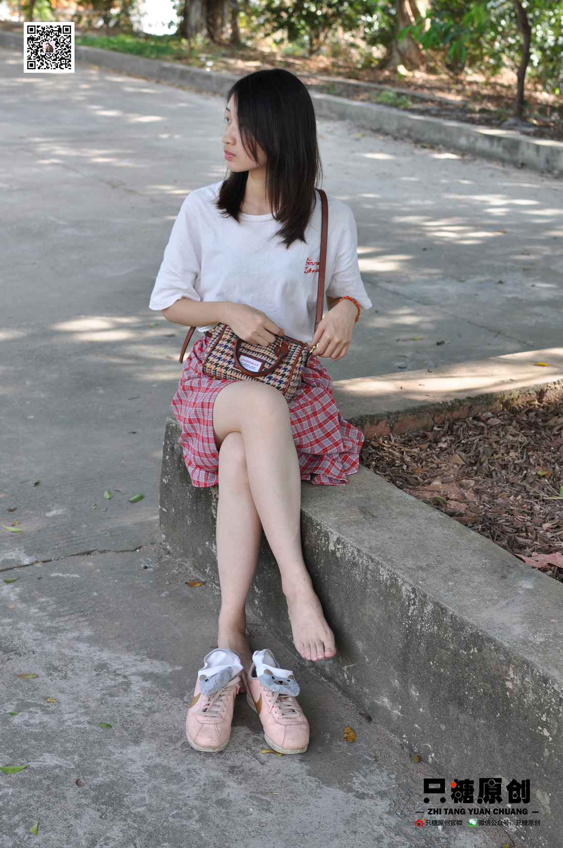 图片[26]-[只糖棉袜] NO.001 诗诗－格子裙休闲风 在线浏览 – 速更版-美库