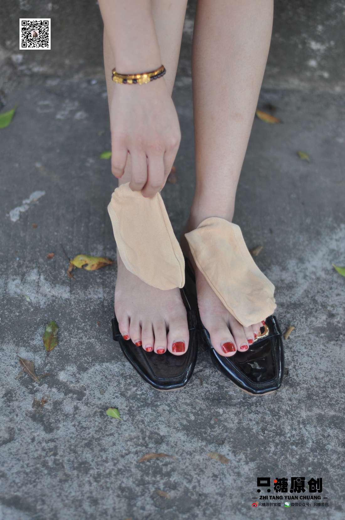 图片[74]-[只糖棉袜] NO.002 婷婷－短裙与薄棉船袜 在线浏览 – 速更版-美库